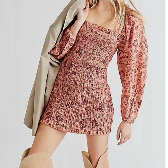 Free People Smock To Me Puff Sleeve Ruched Apricot Pink Floral Mini Dress Small - Picture 1 of 7